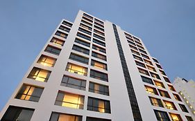 بيل إير بانكوك سوكومفيت